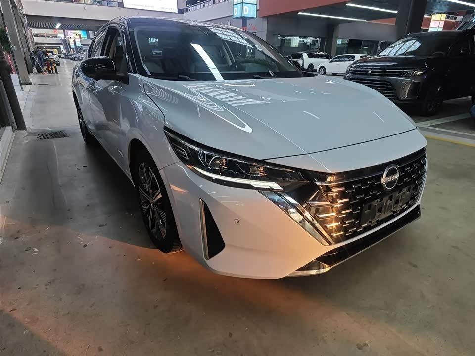 Nissan Xuan Yi