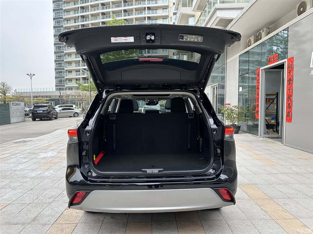 Toyota Highlander, 2023 25