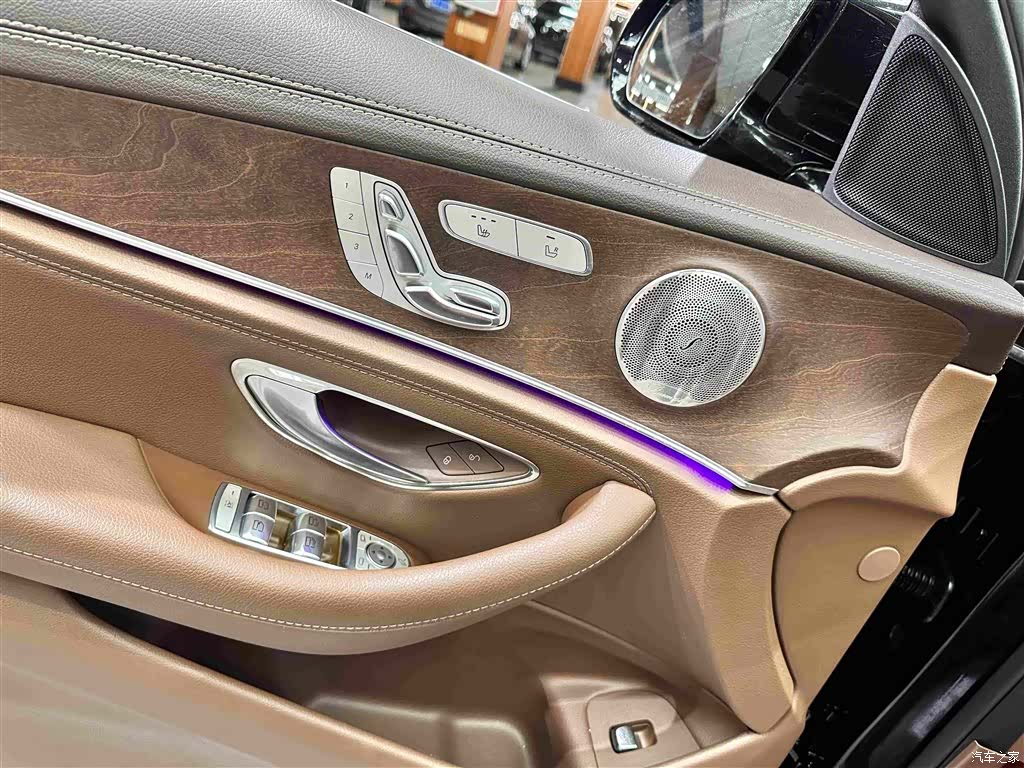 Mercedes-Benz E-Class, 2022 9