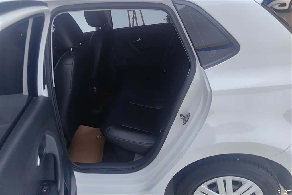 Volkswagen Polo, 2018 11