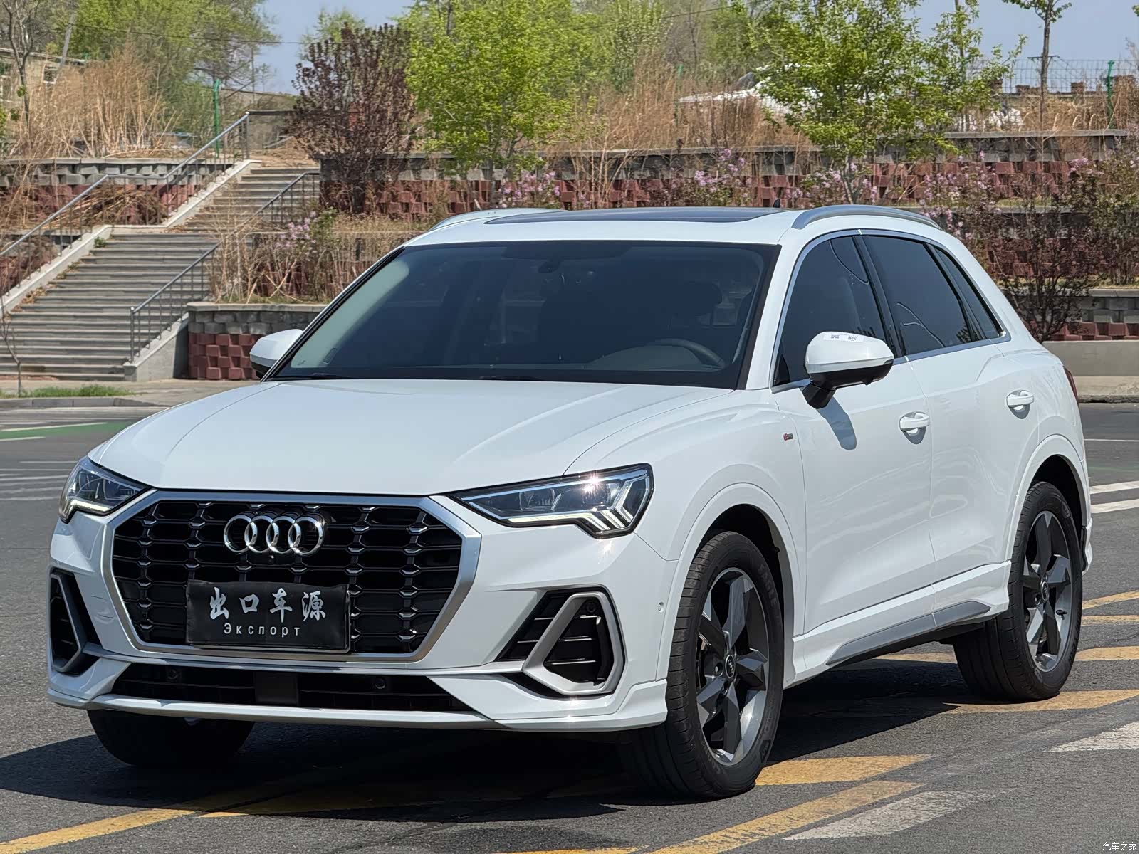 Audi Q3, 2022 1