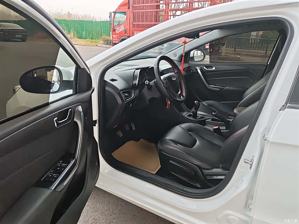 Chery 5, 2018 16