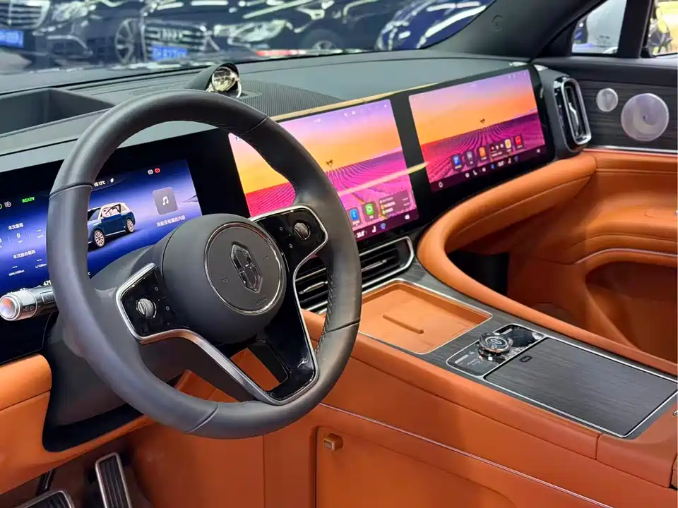 AITO Ask the world M9