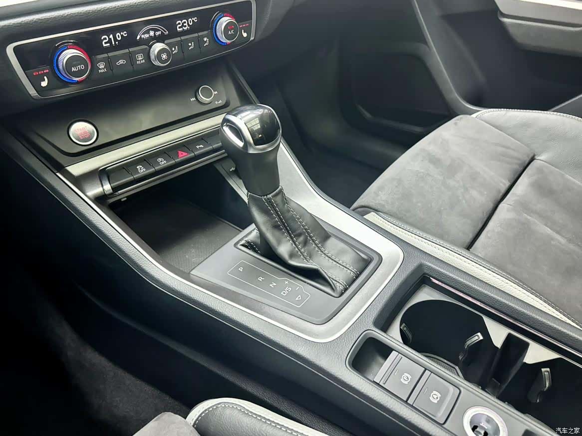 Audi Q3, 2022 16