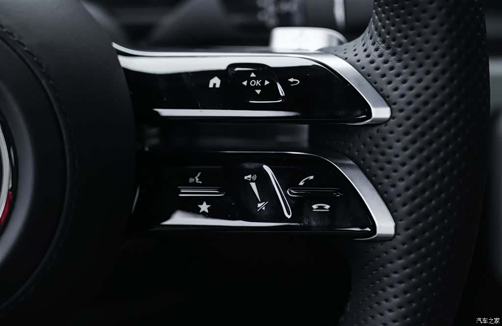 Mercedes-Benz G-Class, 2026 17