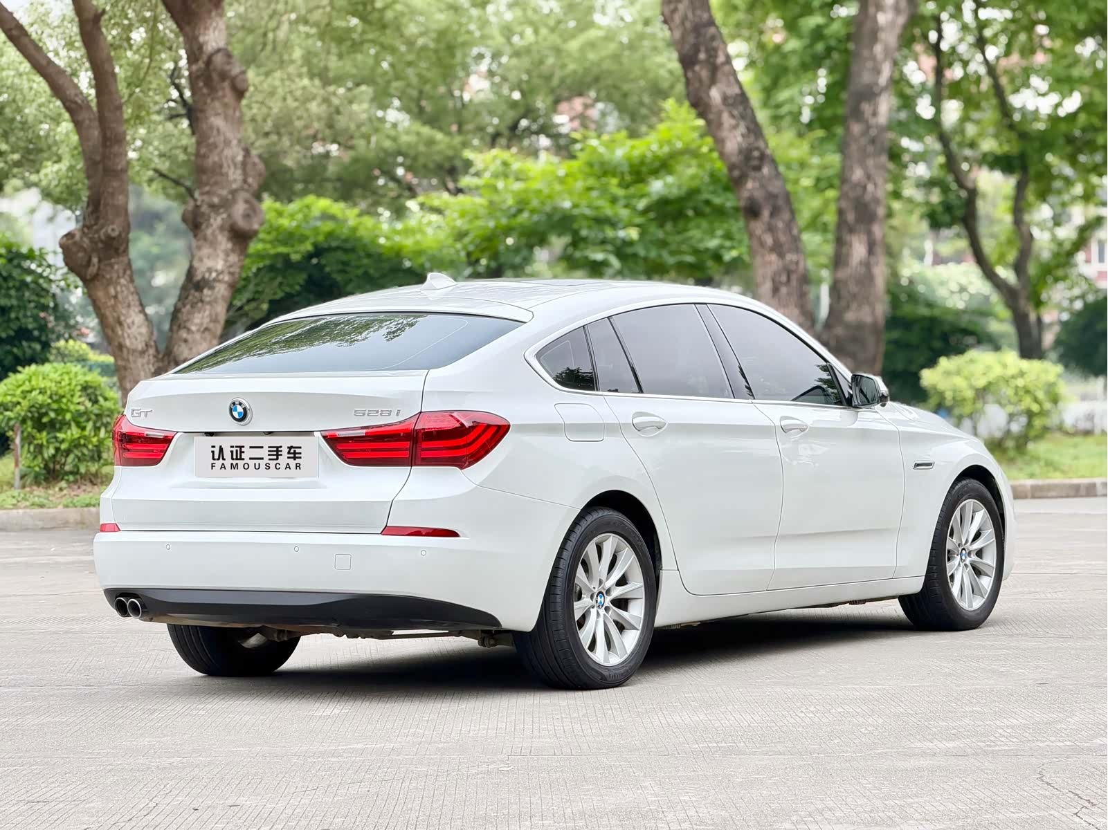 BMW 5 Series, 2016 все фото