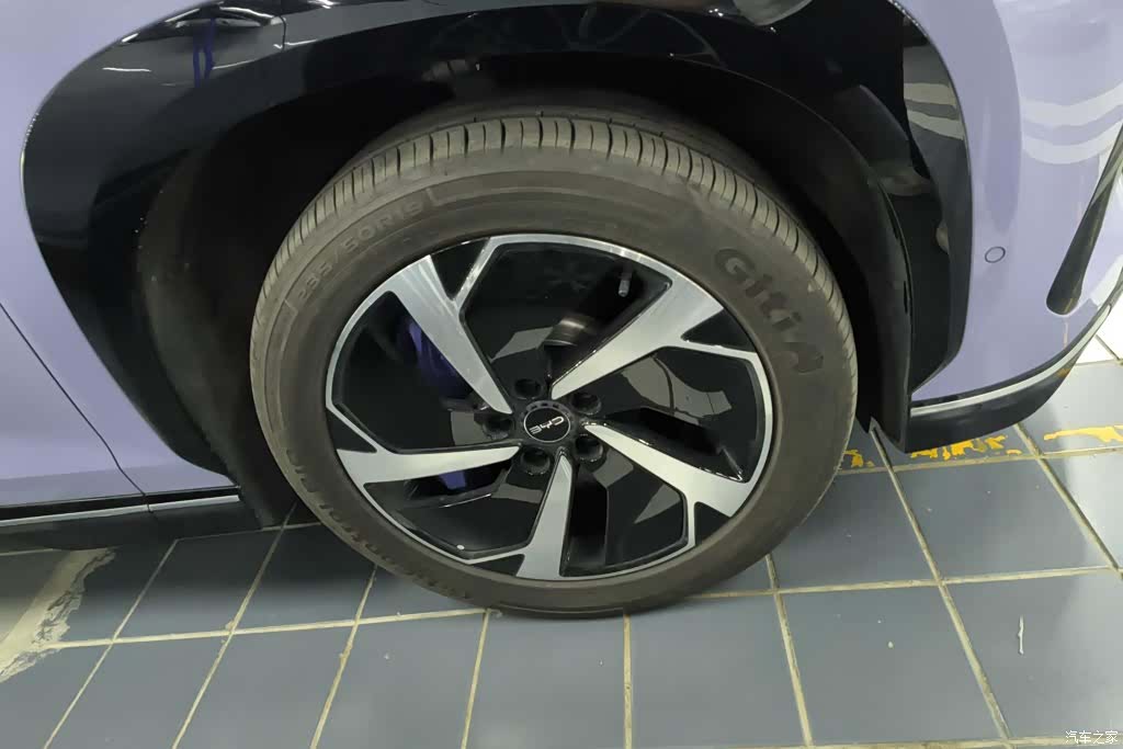 BYD HiAce, 2026 6