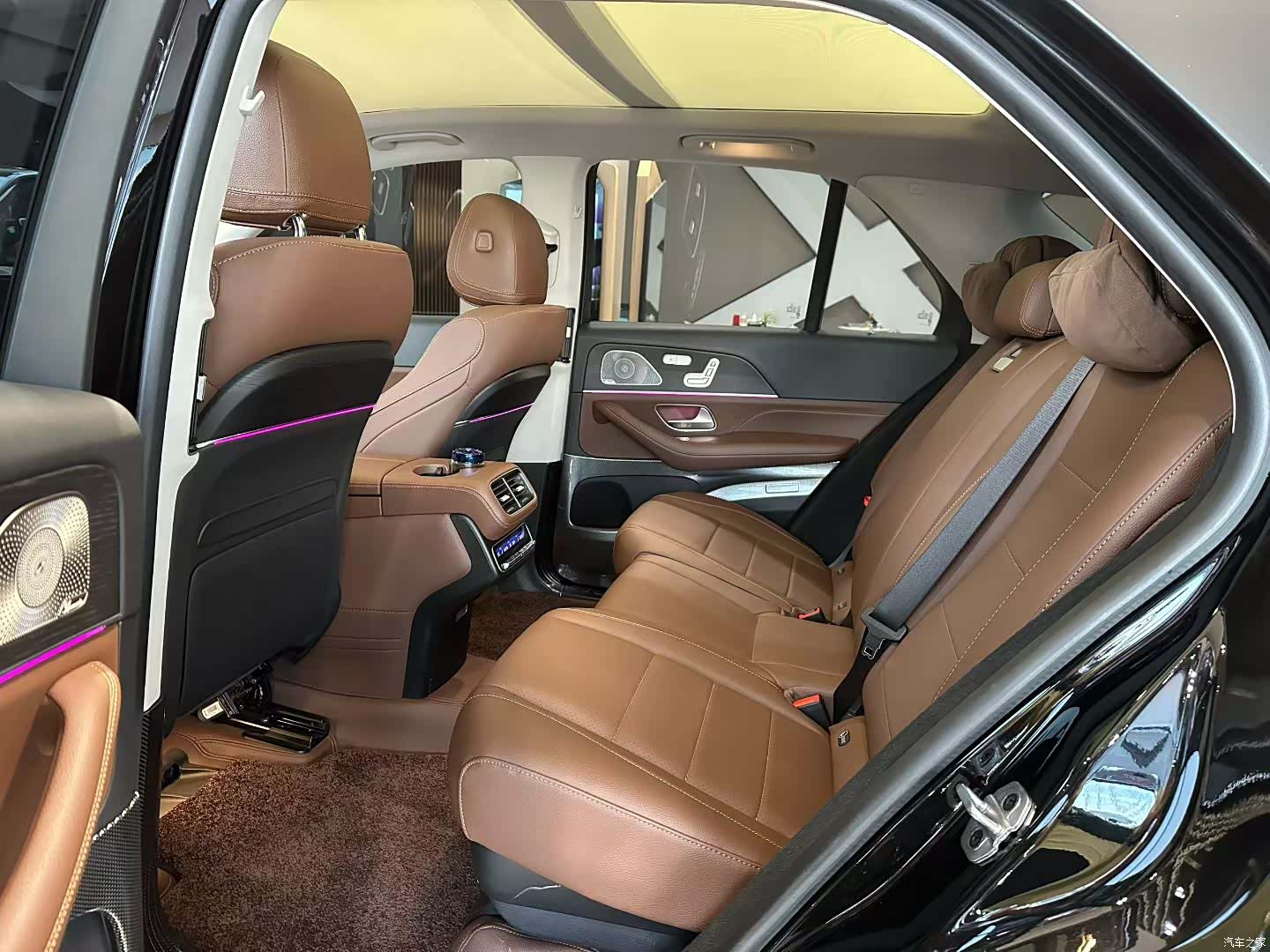 Mercedes-Benz GLE, 2024 6