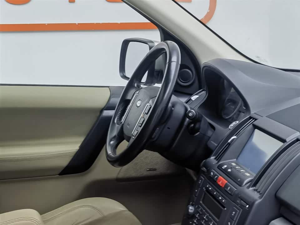 Land Rover Freelander 2
