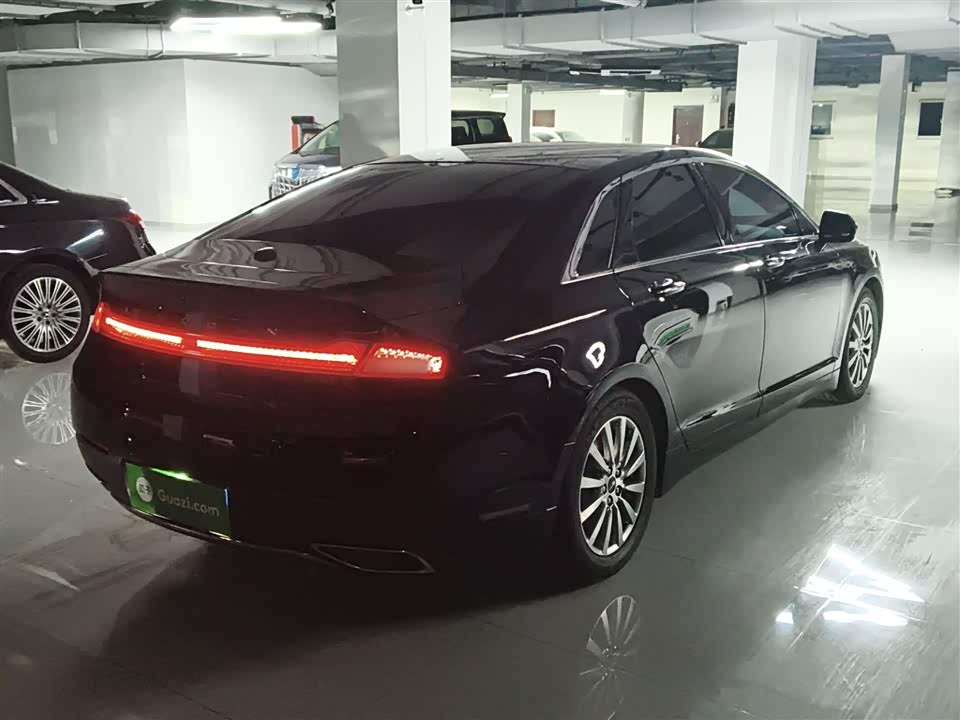 Lincoln MKZ