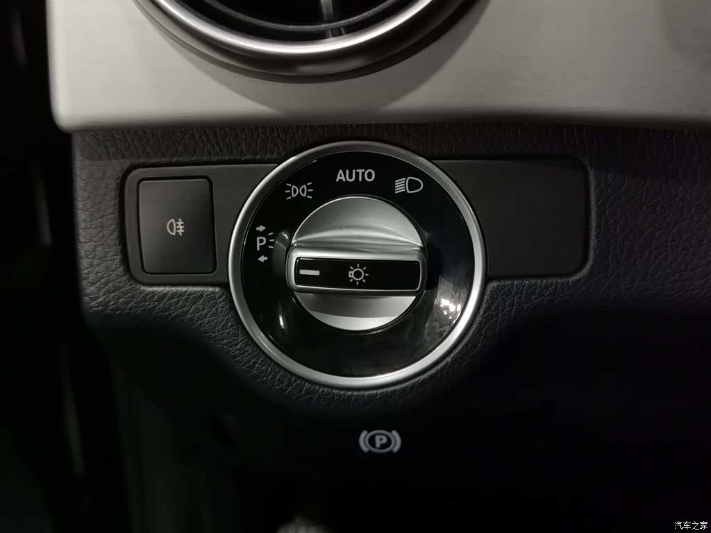 Mercedes-Benz GLK-Class, 2016 21