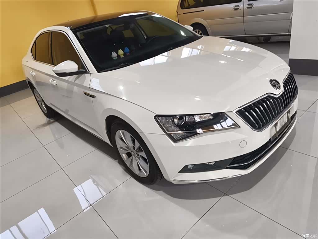 Skoda Superb, 2017 22