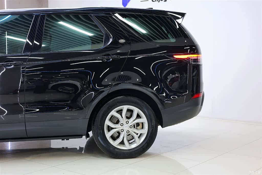 Land Rover Discovery, 2018 4