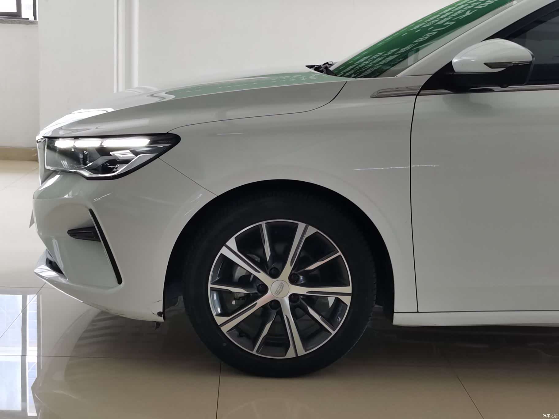 Geely Emgrand, 2023 3