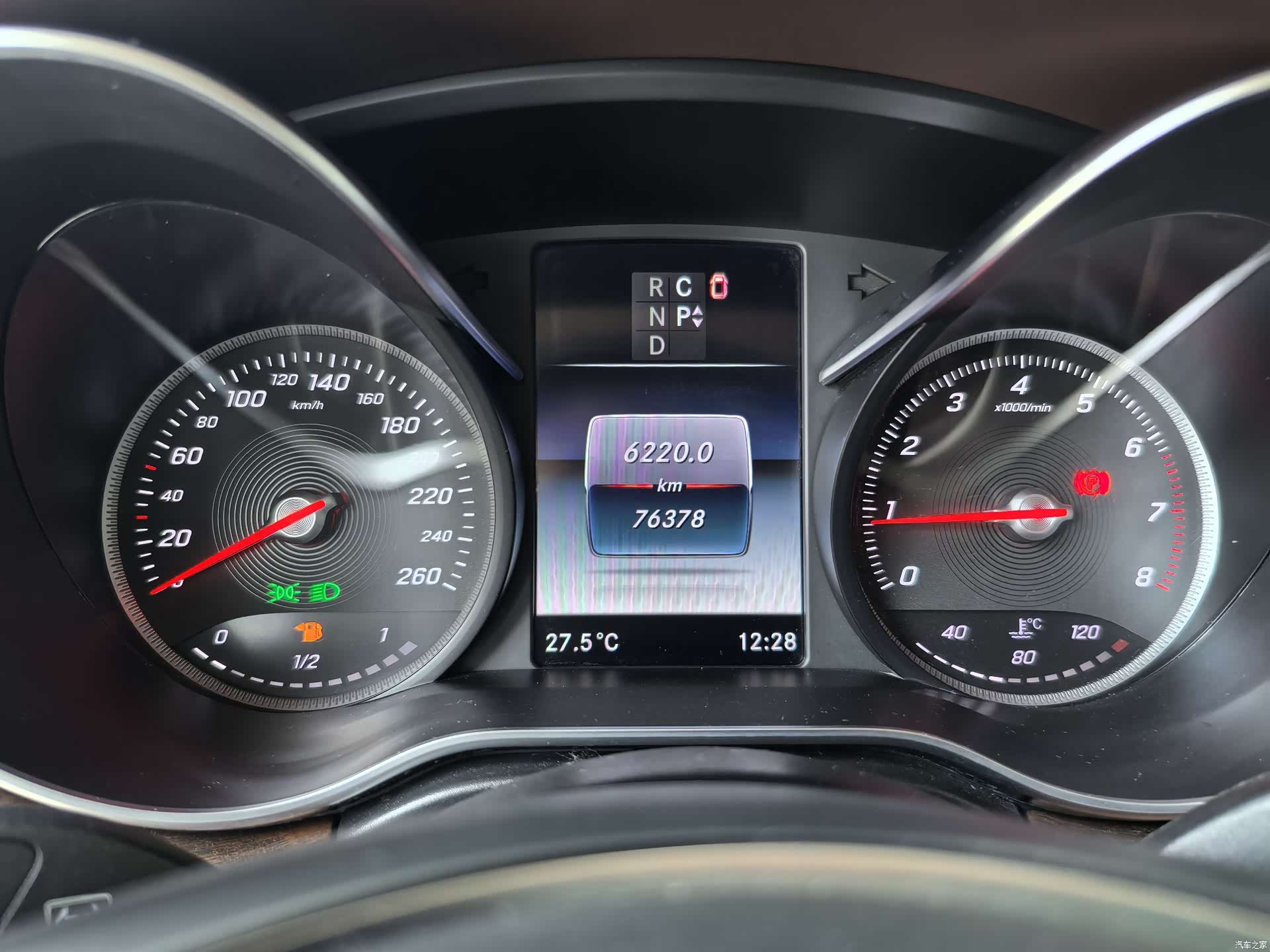 Mercedes-Benz V-Class, 2020 7