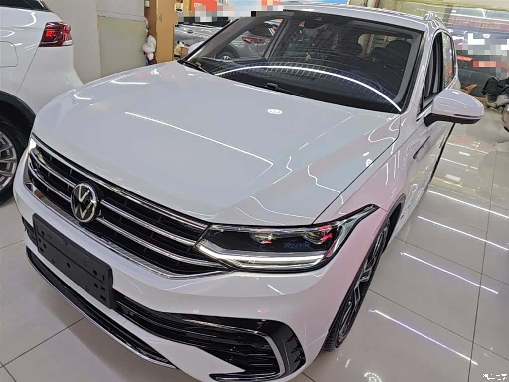 Volkswagen Tiguan L
