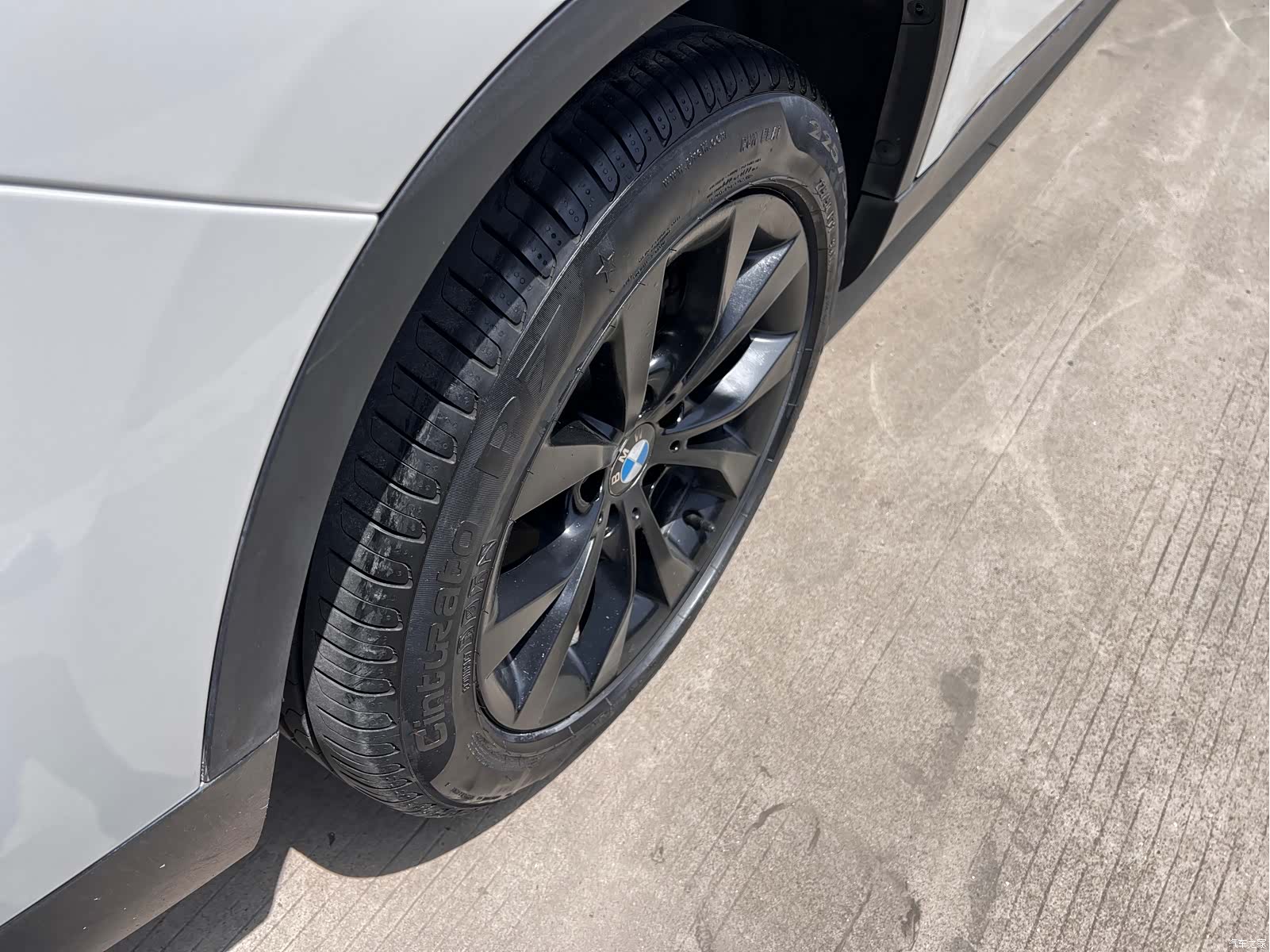 BMW X1, 2015 все фото