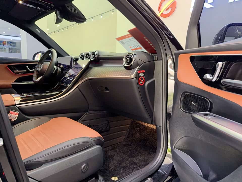 Mercedes-Benz GLC Mercedes-Benz GLC