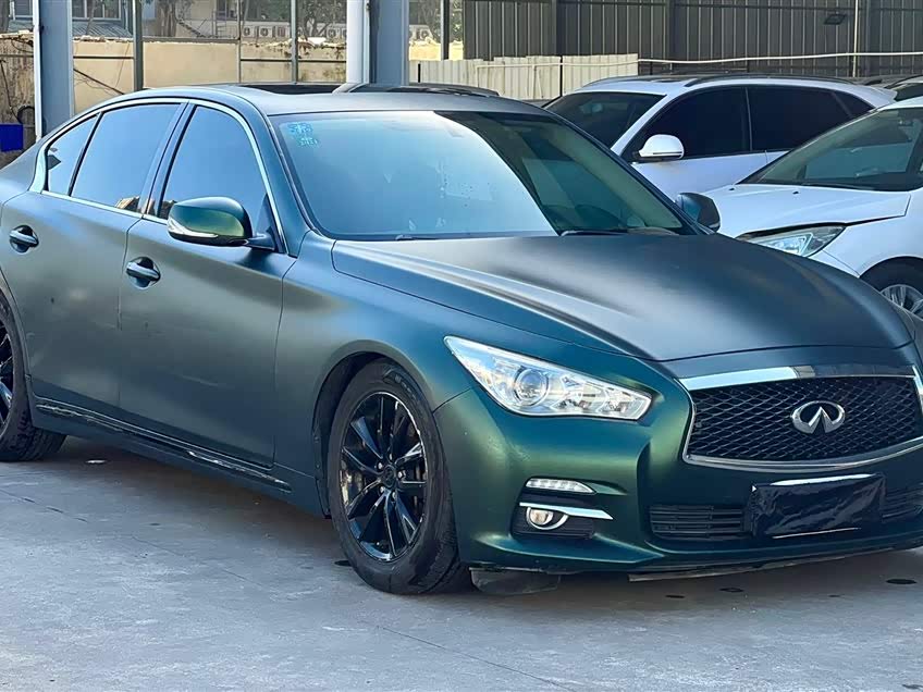 Infiniti Q50L