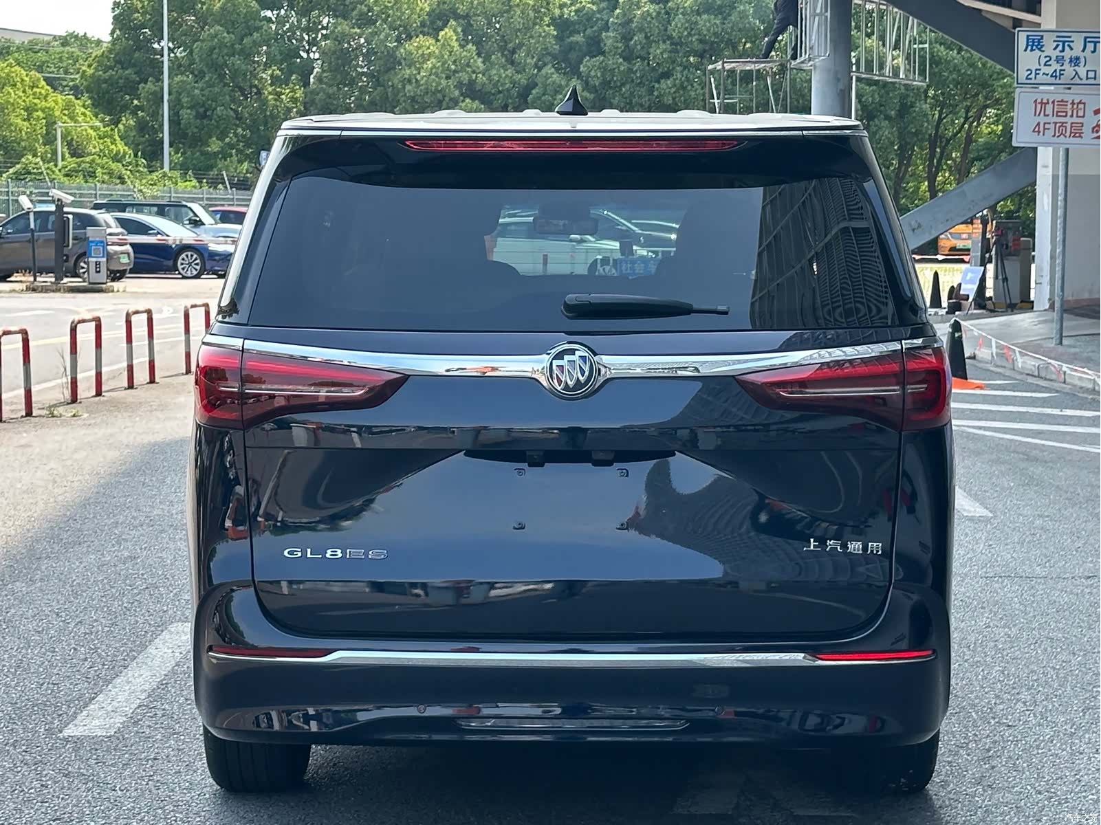 Buick GL8, 2023 14