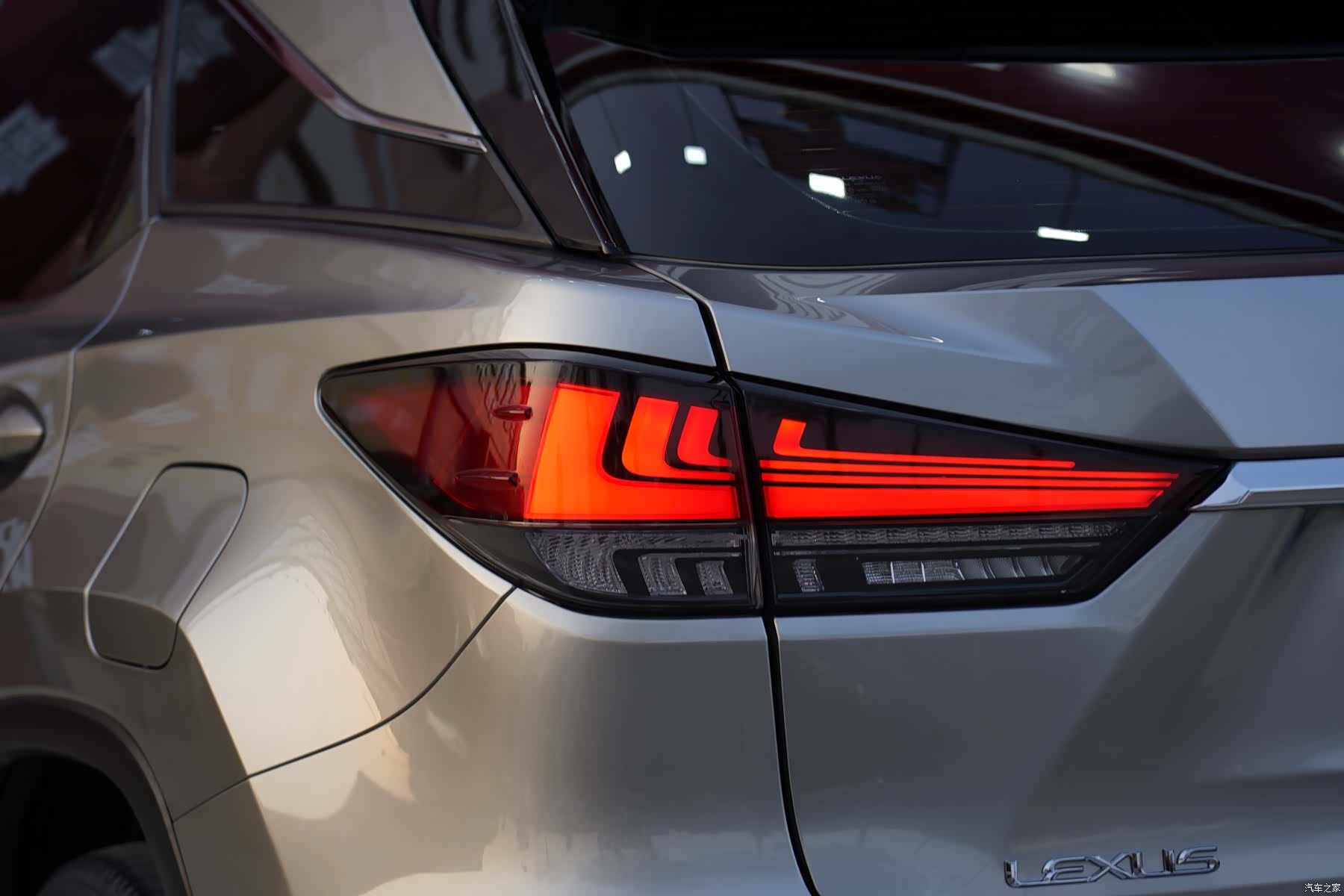 Lexus RX, 2021 4