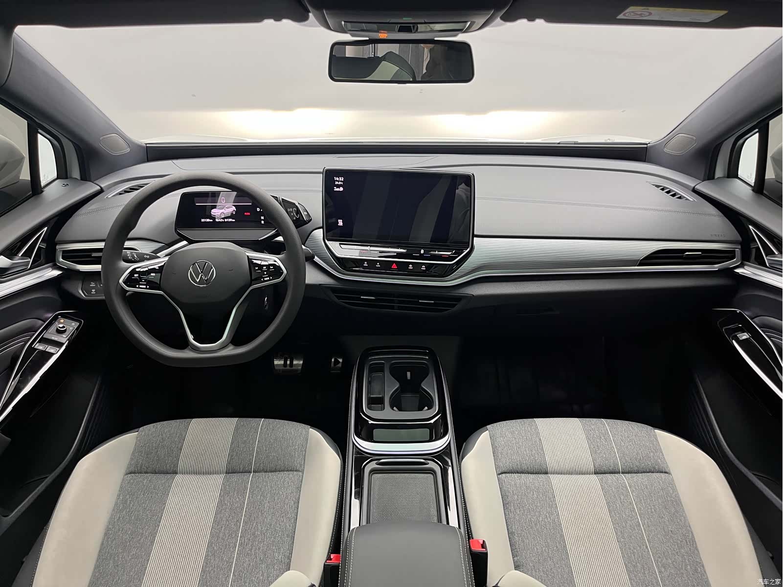 Volkswagen ID.4, 2025 20
