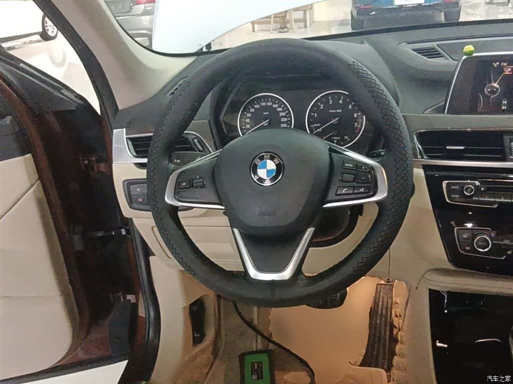 BMW X1, 2018 11