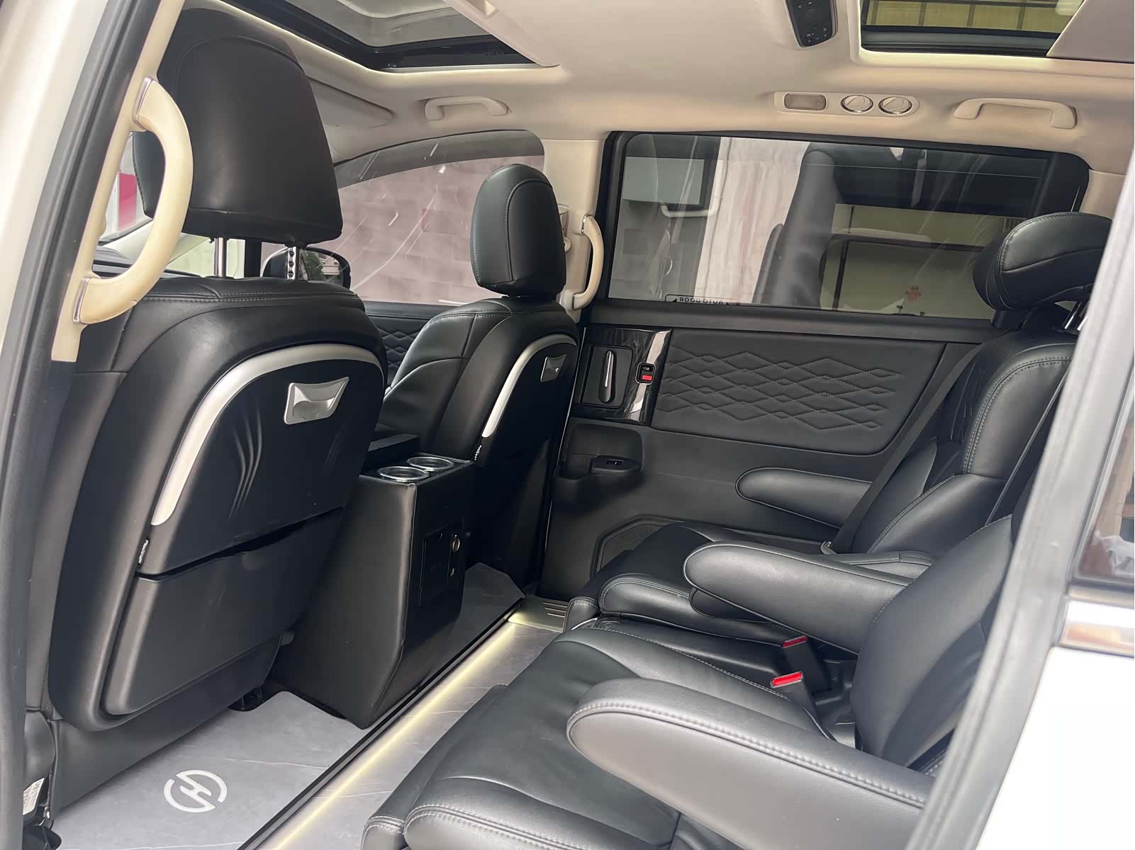 Honda Elysion, 2020 все фото