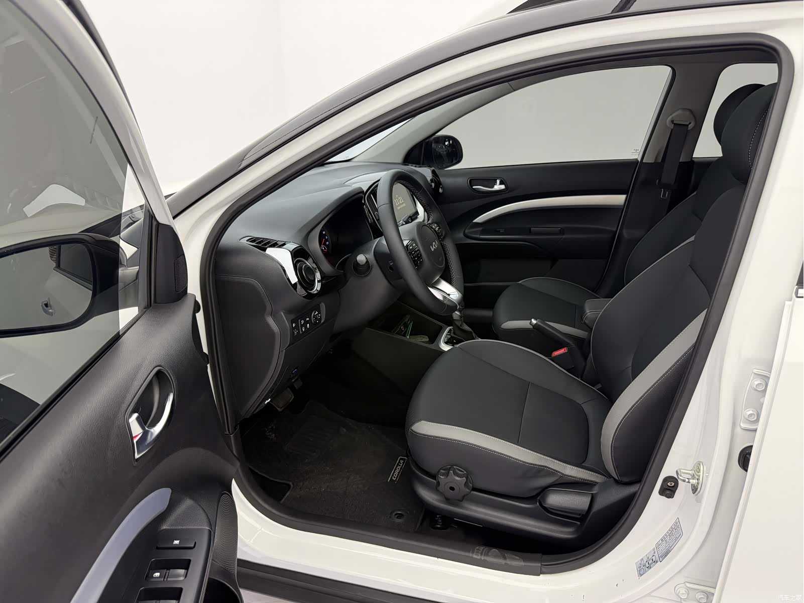 Kia KX1, 2022 20