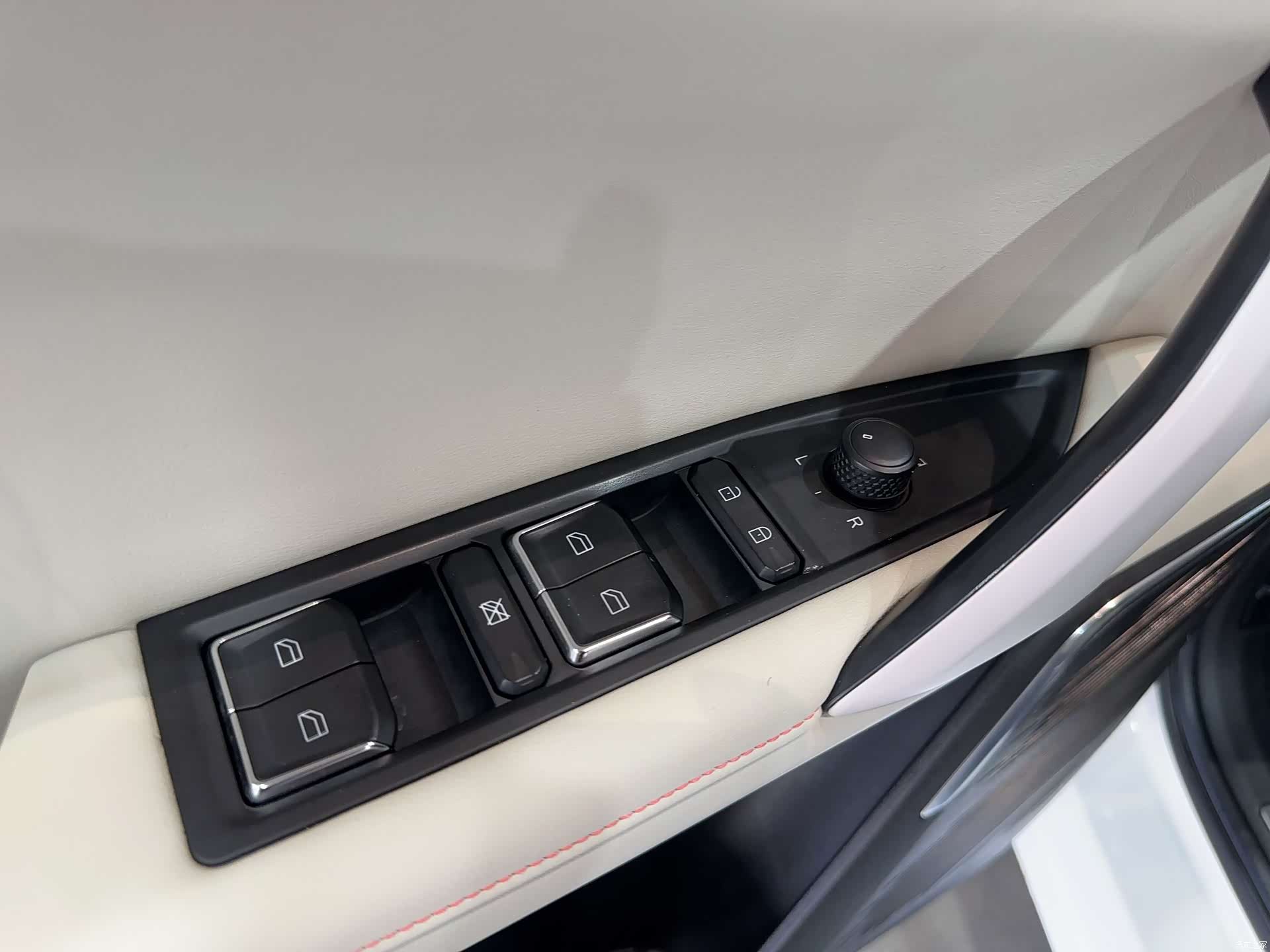 Lynk & Co 02, 2021 9
