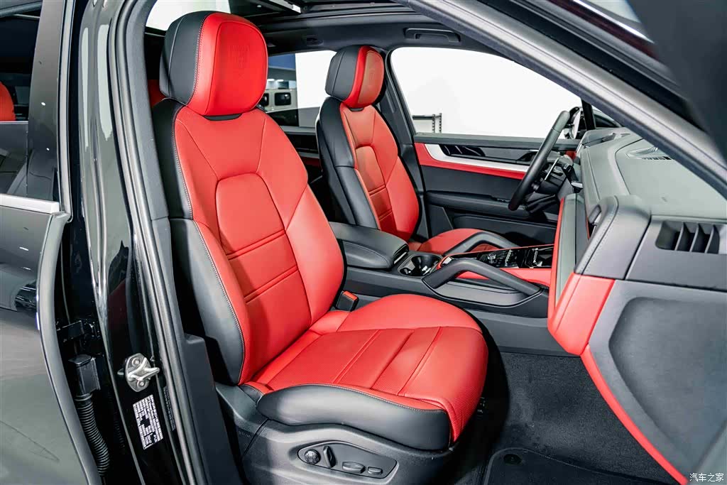 Porsche Cayenne, 2025 21