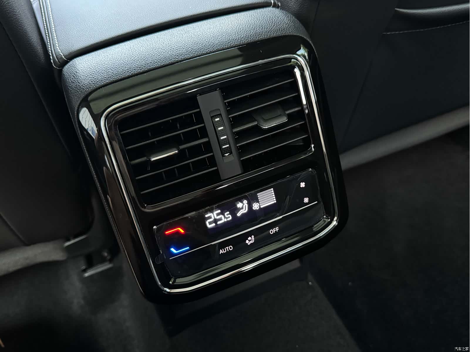 Volkswagen Passat, 2024 9