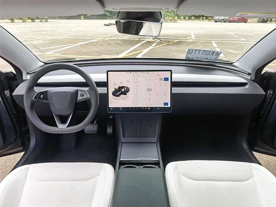 Tesla Model 3 Tesla Model 3