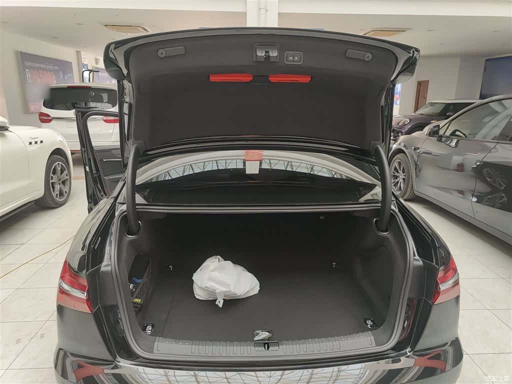 Audi A6L, 2024 19