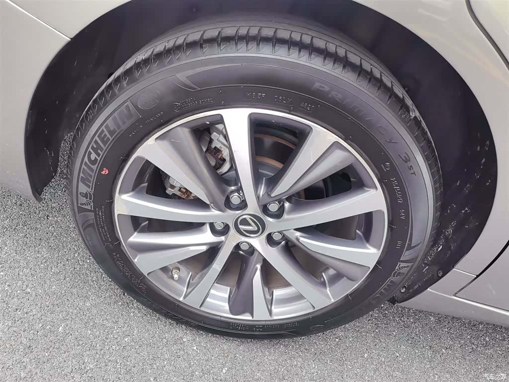Lexus ES, 2021 22