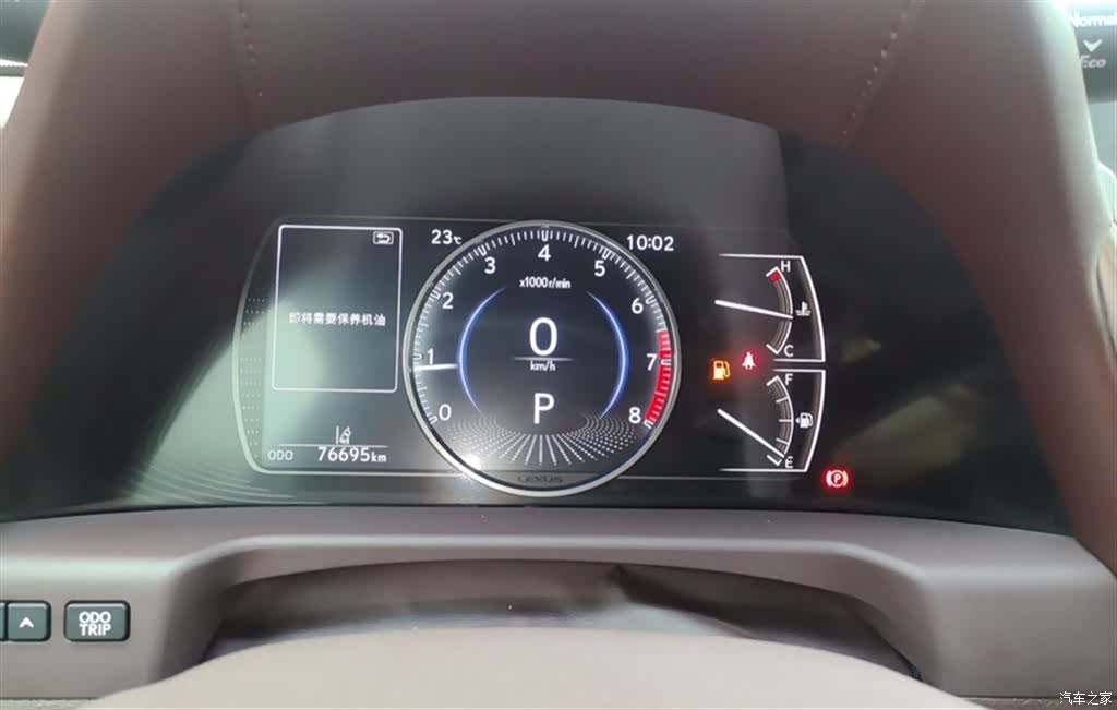 Lexus ES, 2021 все фото