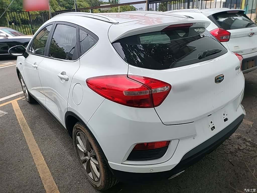 Geely Emgrand, 2016 все фото