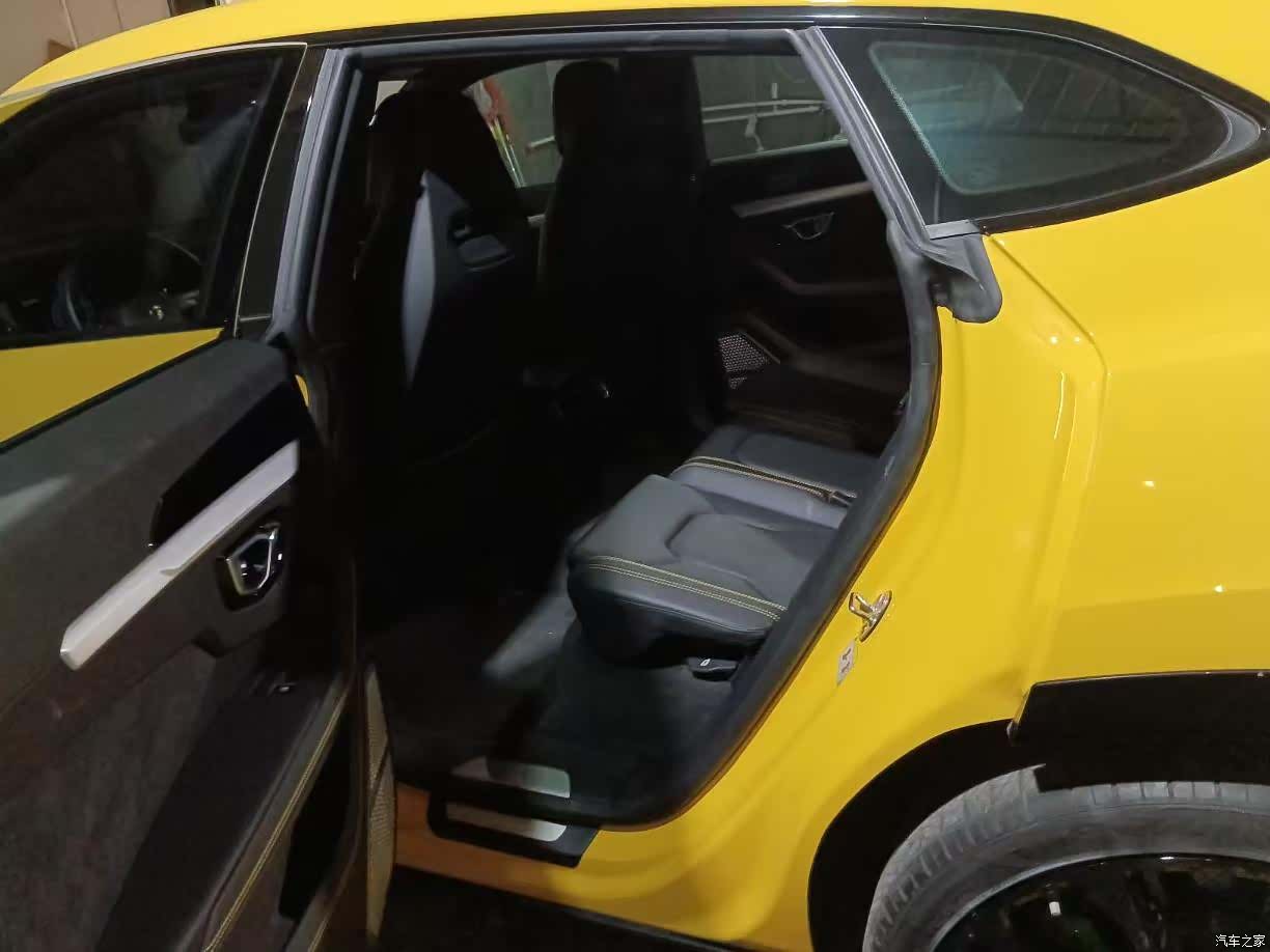 Lamborghini Urus, 2020 3
