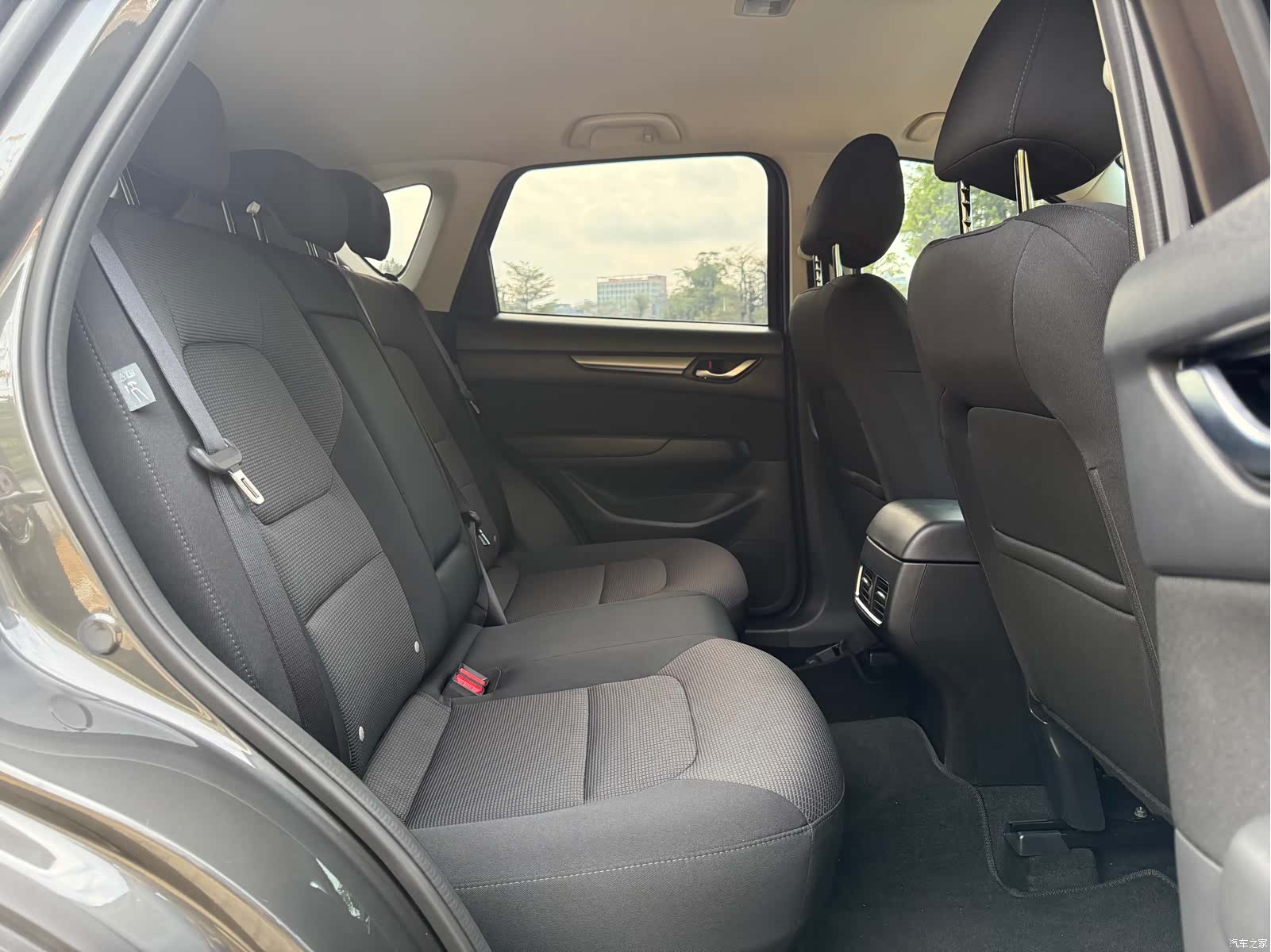 Mazda CX-5, 2025 11