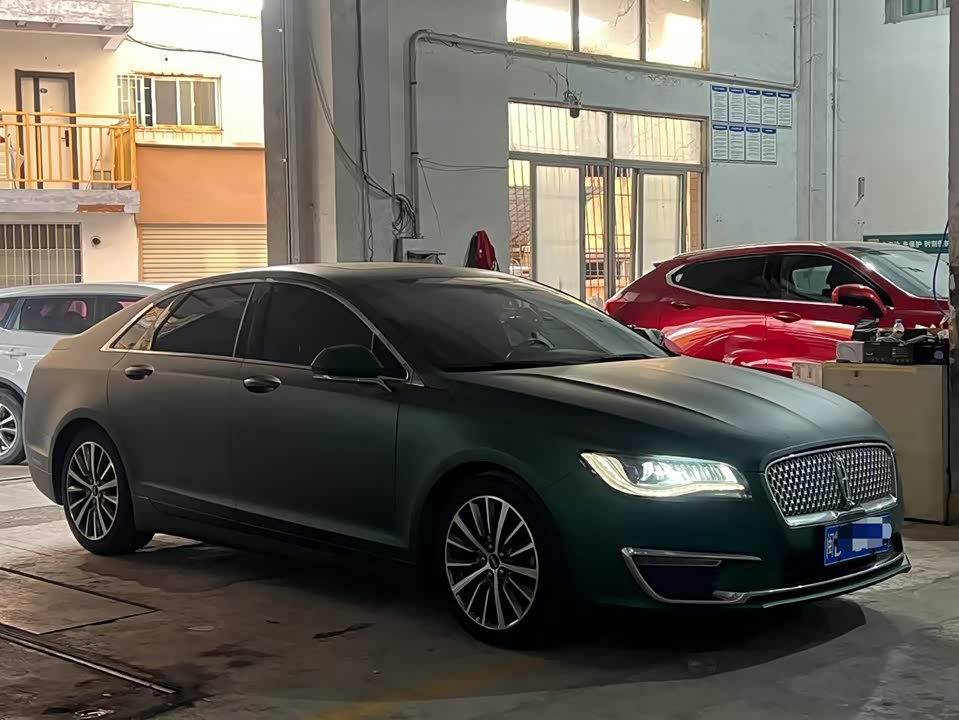 Lincoln MKZ