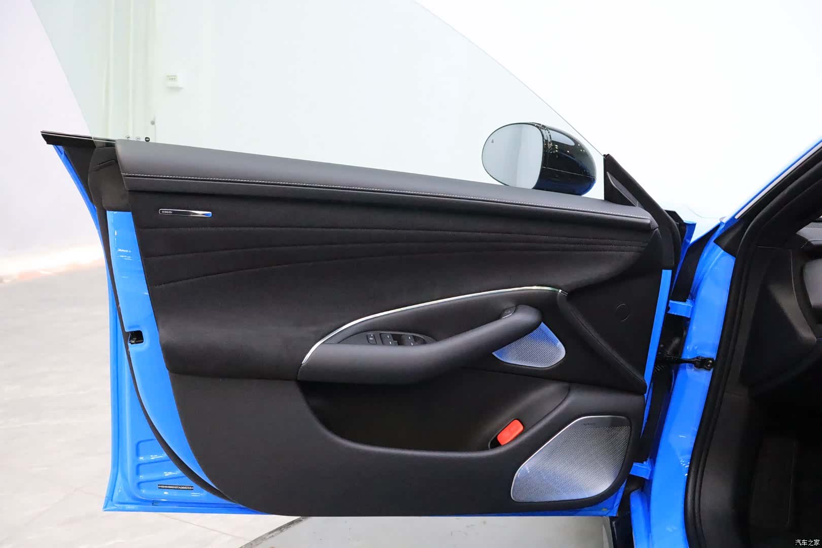 Xiaomi SU7, 2026 13