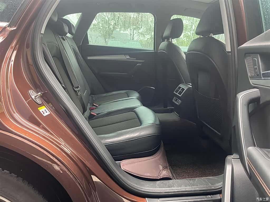 Audi Q5L, 2019 10