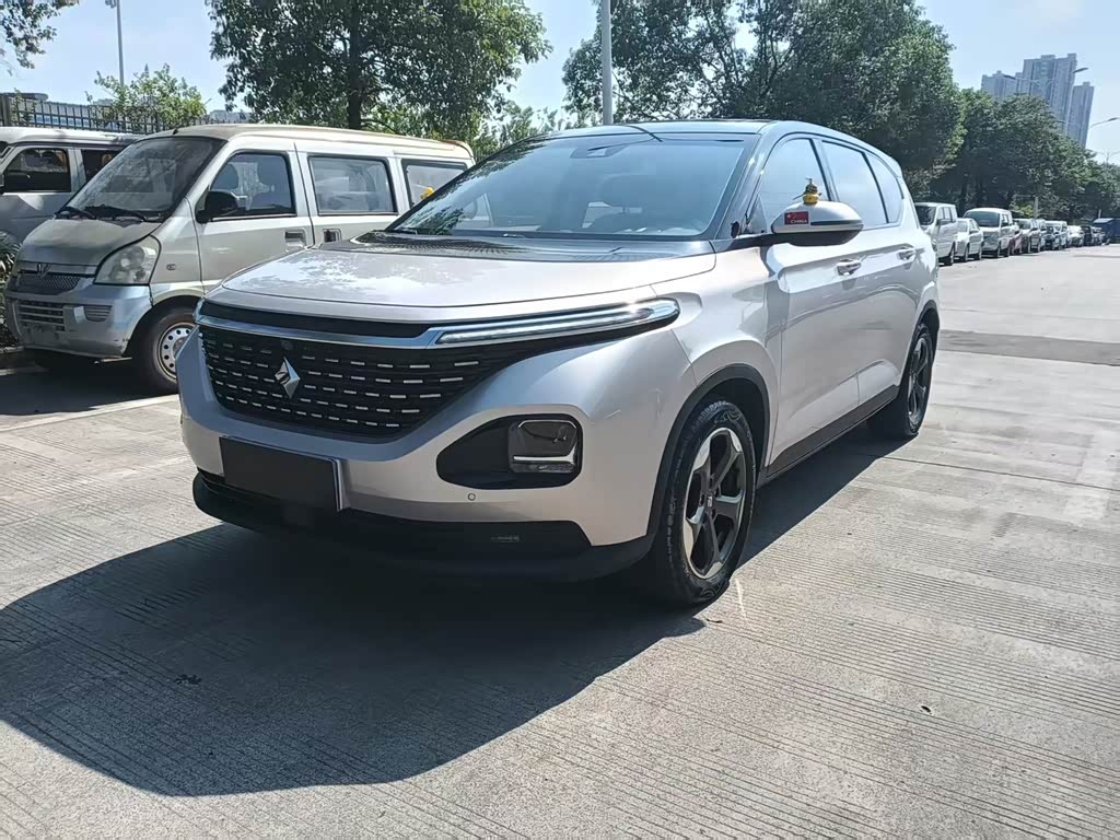 Baojun RM-5