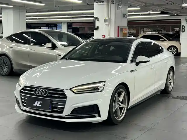 Audi A5 2018 — купить из Китая под заказ