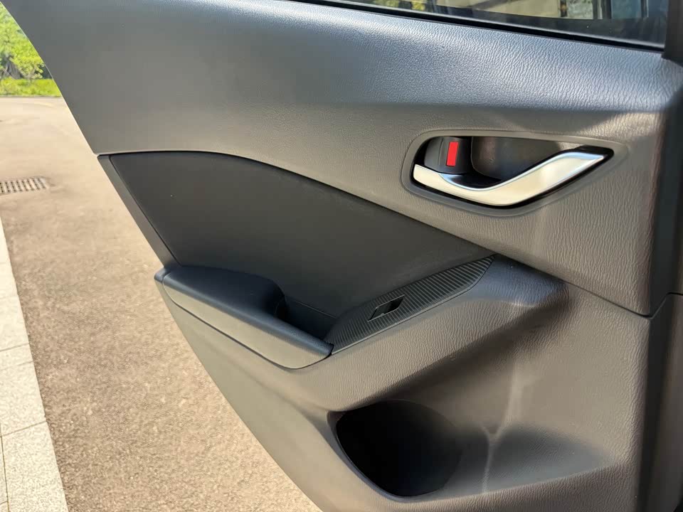 Mazda 3 Angkesaila