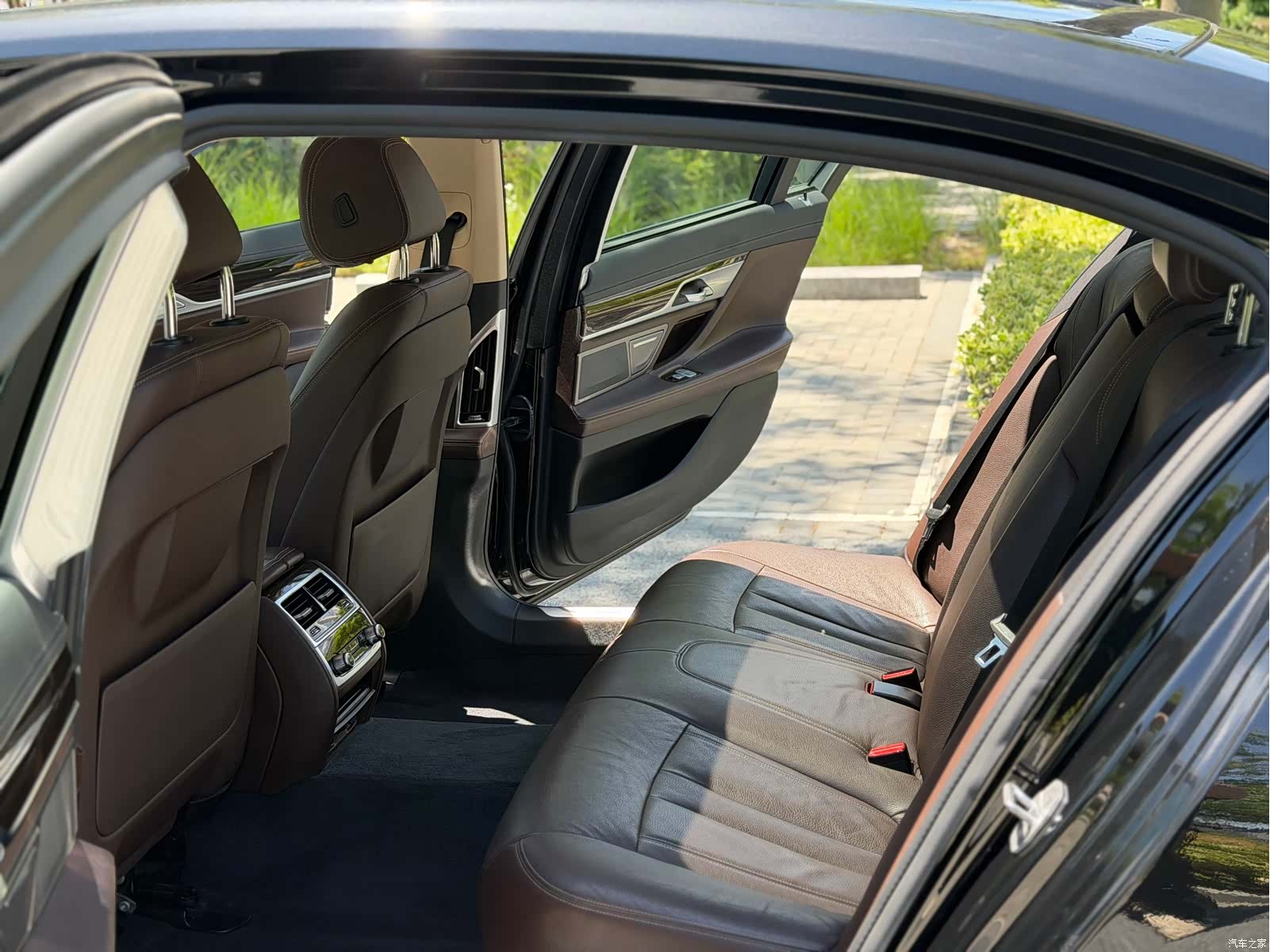 BMW 7 Series, 2016 10
