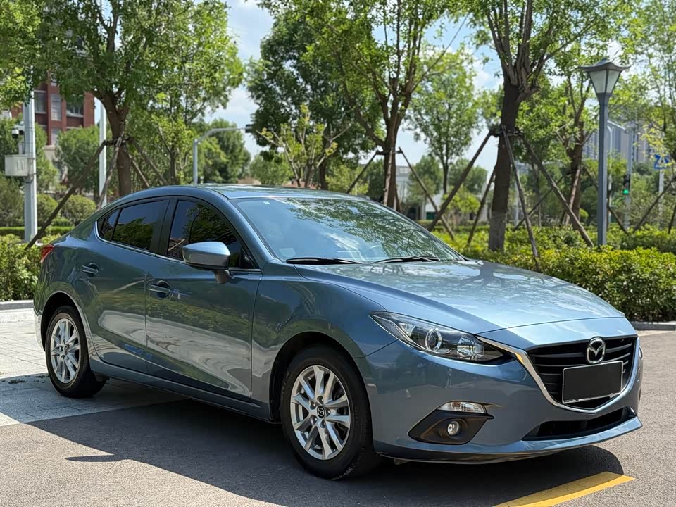 Mazda 3 Angkesaila