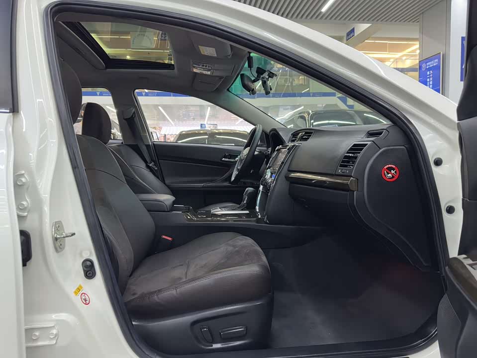 Toyota Reiz Toyota Reiz