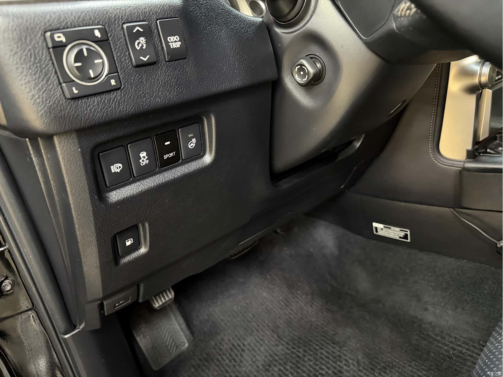 Lexus GX, 2011 11