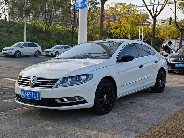 Volkswagen CC 2016 — купить из Китая под заказ